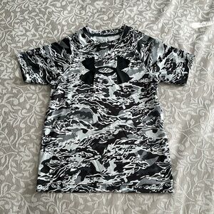 Under Armour Dri-Fit Shirt (Boys)